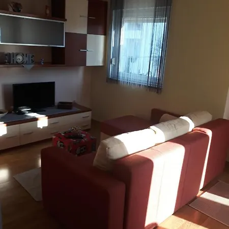 Cozy Edvin In
